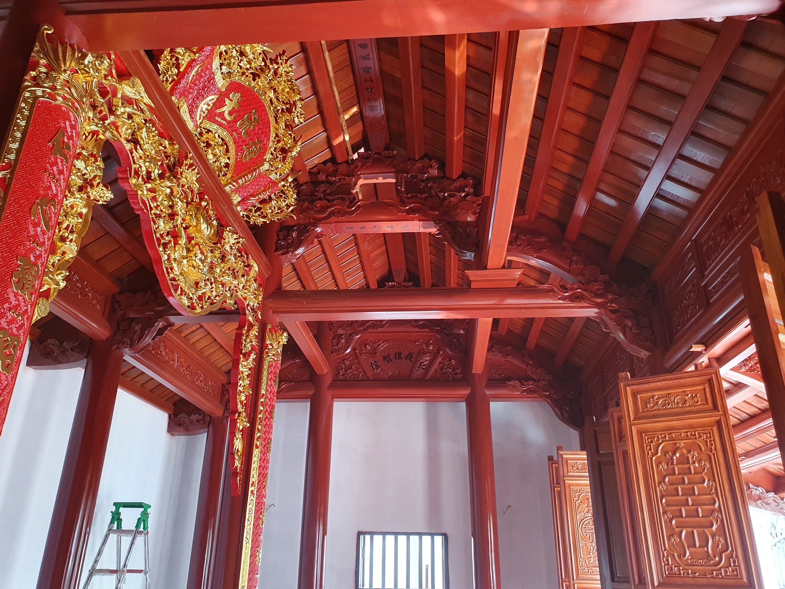 nha-go-kim-thanh (2).jpg