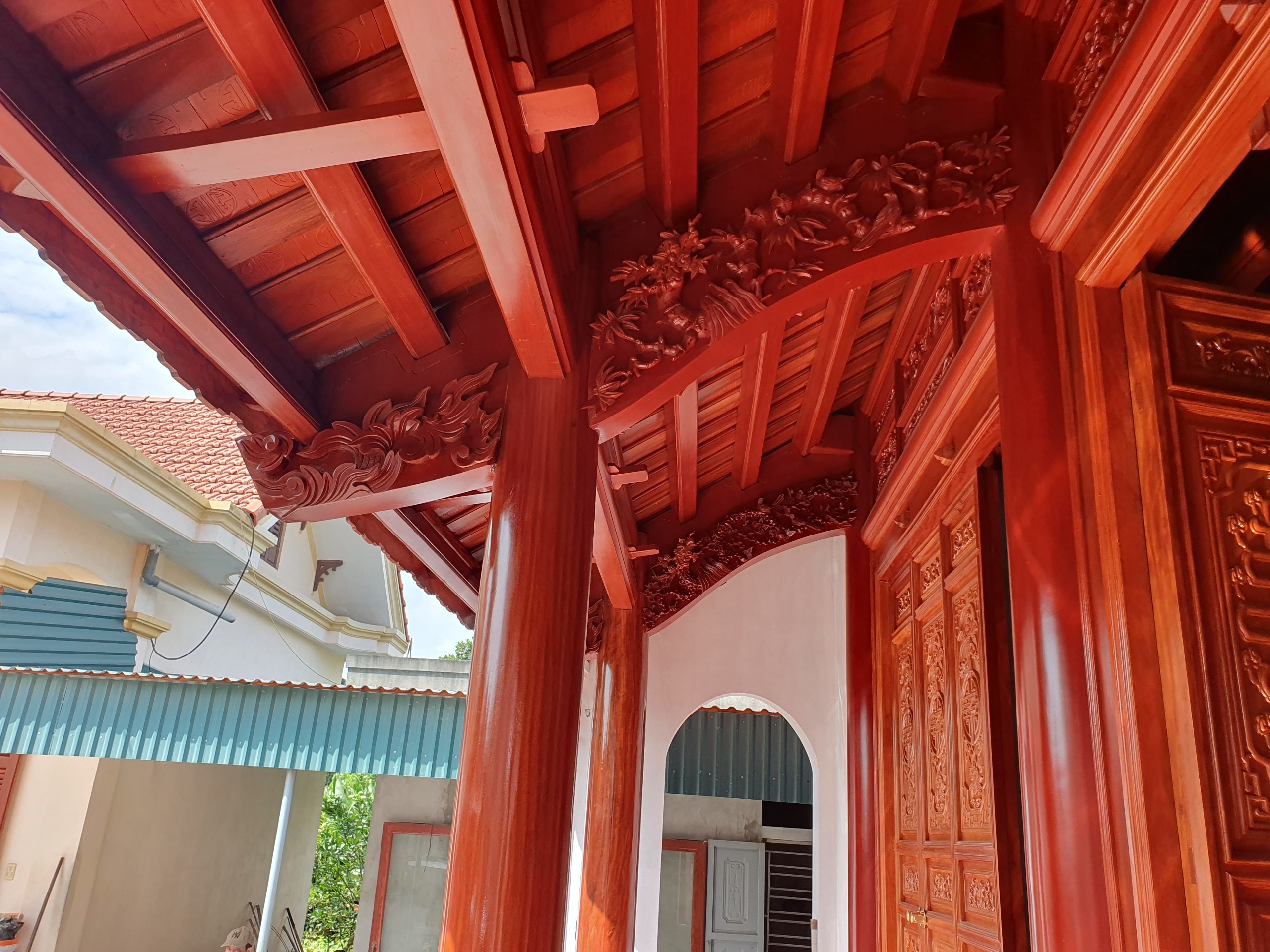 nha-go-kim-thanh (2).jpg