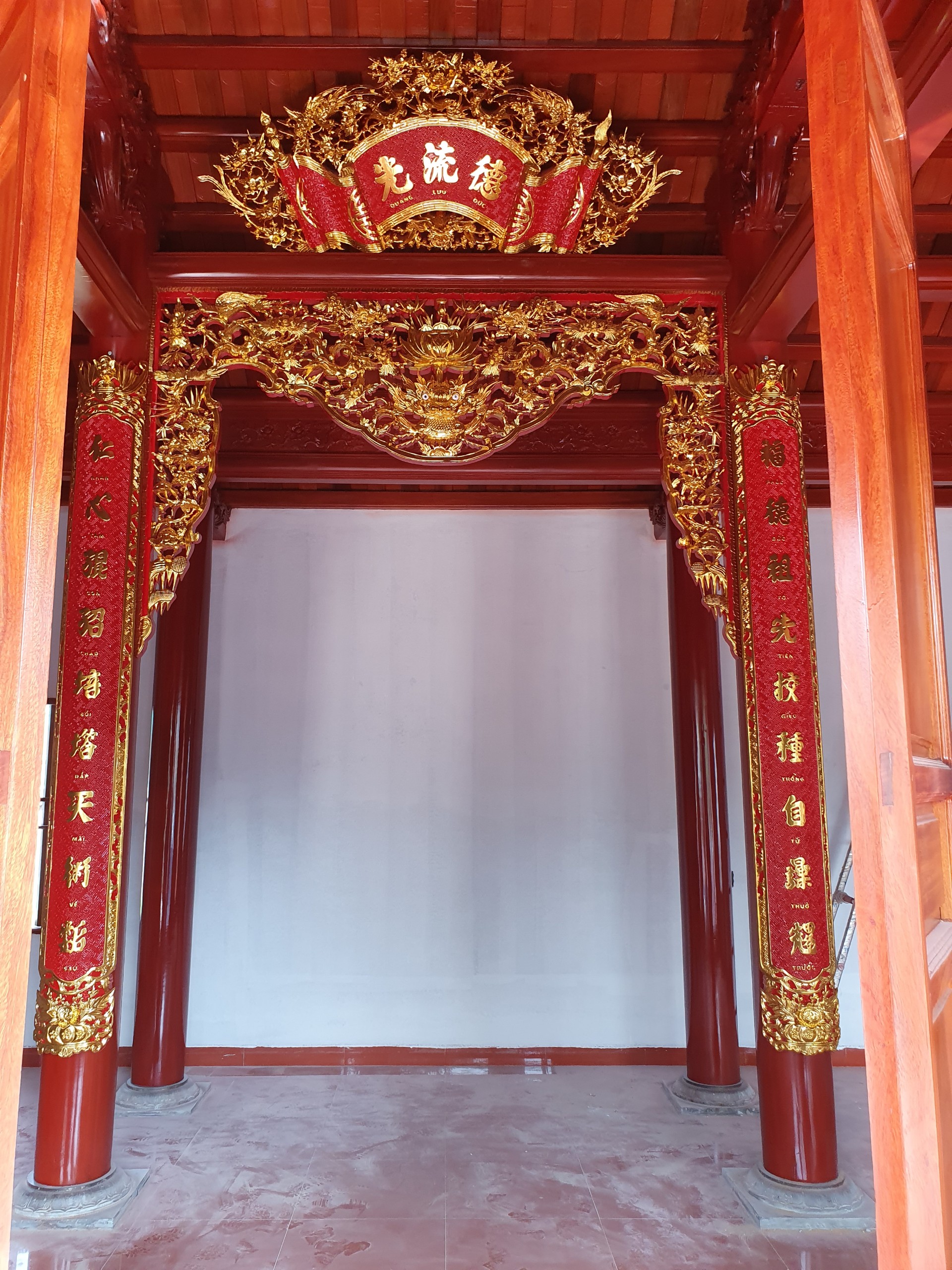 nha-go-kim-thanh (2).jpg