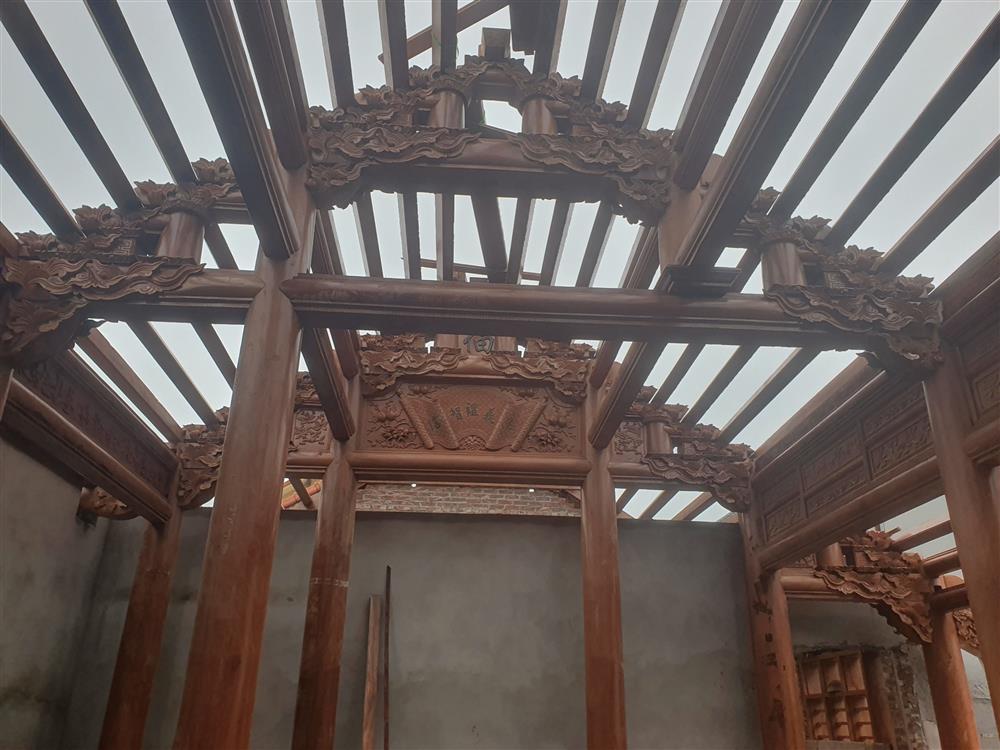 nha-go-5-gian-chu-Tan (3).jpg