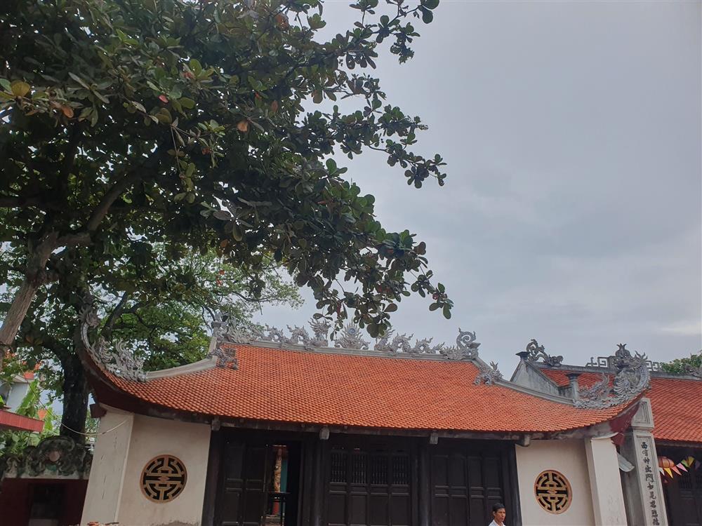 Tu-bo-Den-Tong-Thuong-xa-Quang-Thanh-Thi-xa-Kinh-Mon (4).jpg